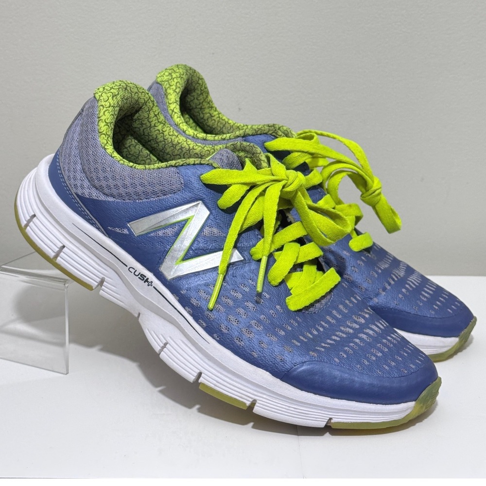 New Balance 775v1 Women's 8.5 Running Shoes - Picture 3 of 8
